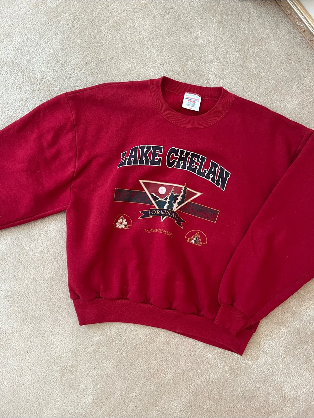 Red Lake Chelan Graphic Crewneck Sweatshirt